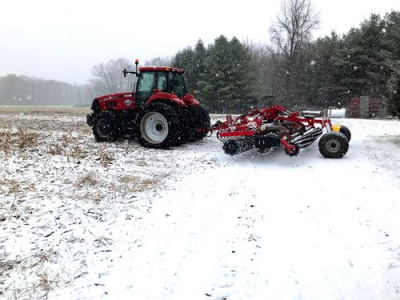 LOZOVA MACHINERY opened the first demonstration season in Canada