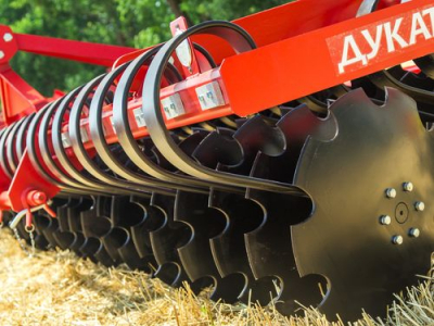 LOZOVA MACHINERY developed a new model of disc harrow